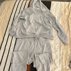 H&M Light blue sweats